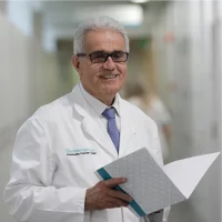 Cara_DrCugat_220411-11copia-600x602